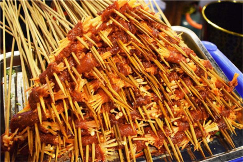 聚福苑砂锅串串香